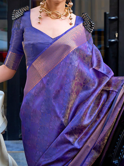 Get the best Kasavu saree online