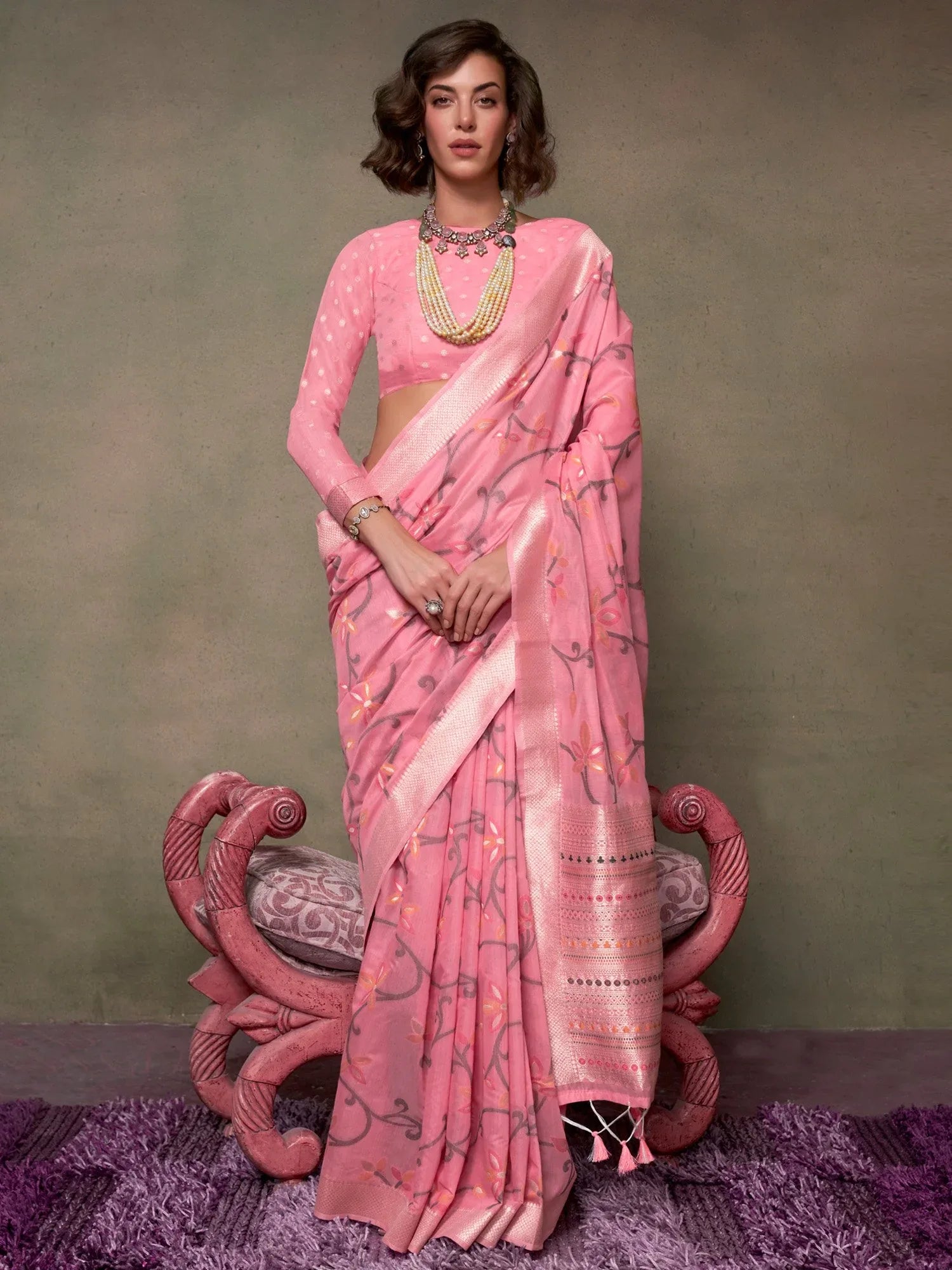 Beautiful Pink Woven Banarasi Jamdani Saree - The Dori Store