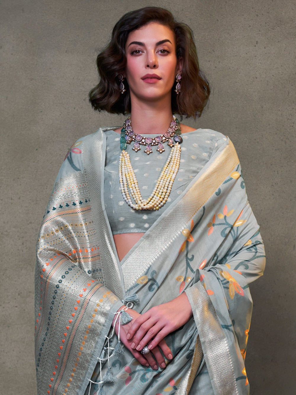 Get the best Kanchipuram silk sarees