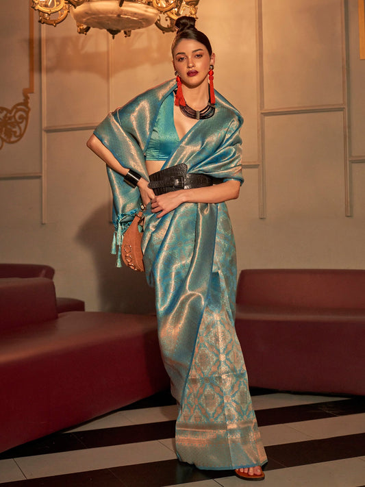 Get the best ready-to-wear saree