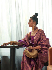 Get the best ready-to-wear saree