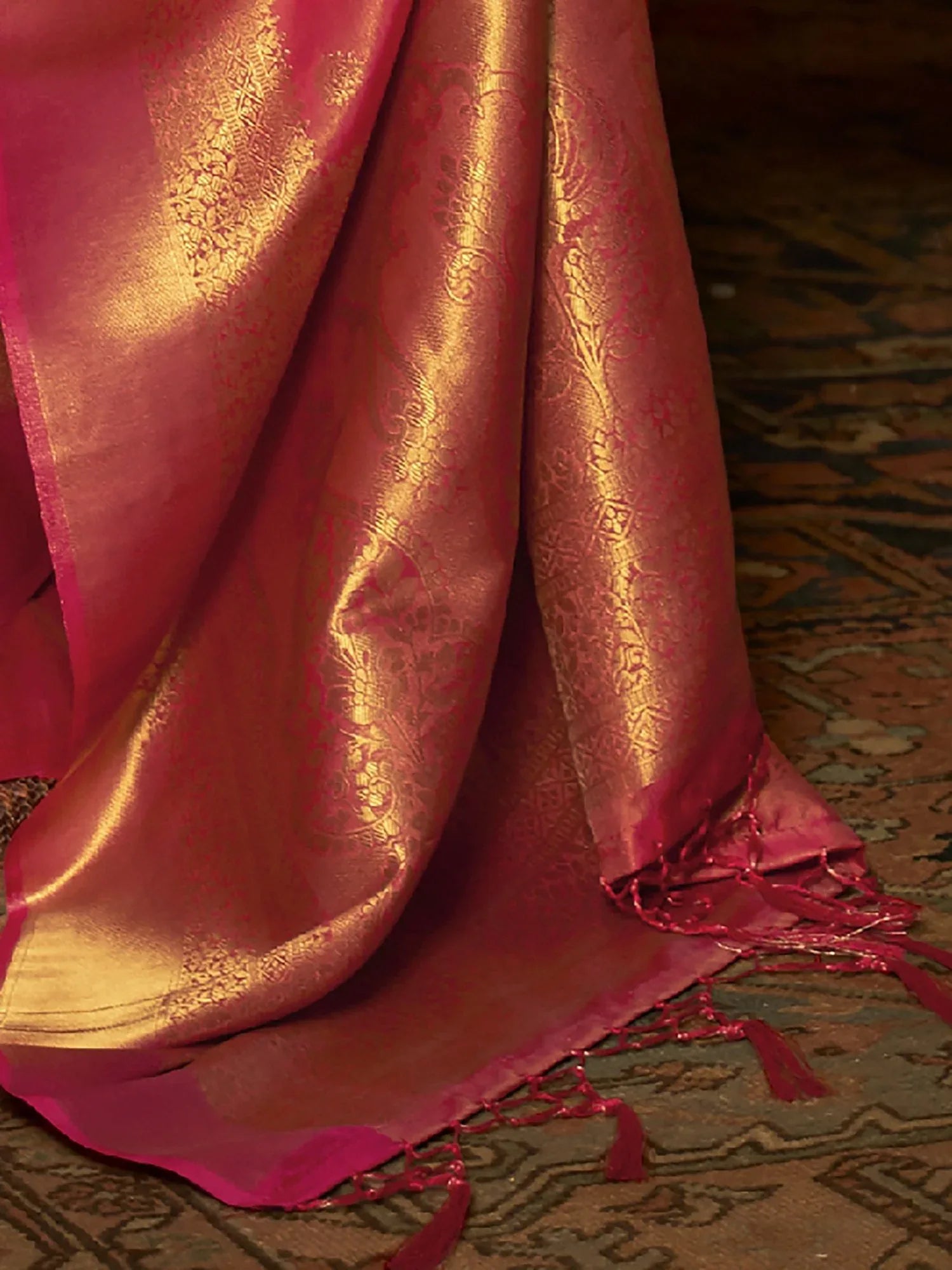 Get the best party wear suits