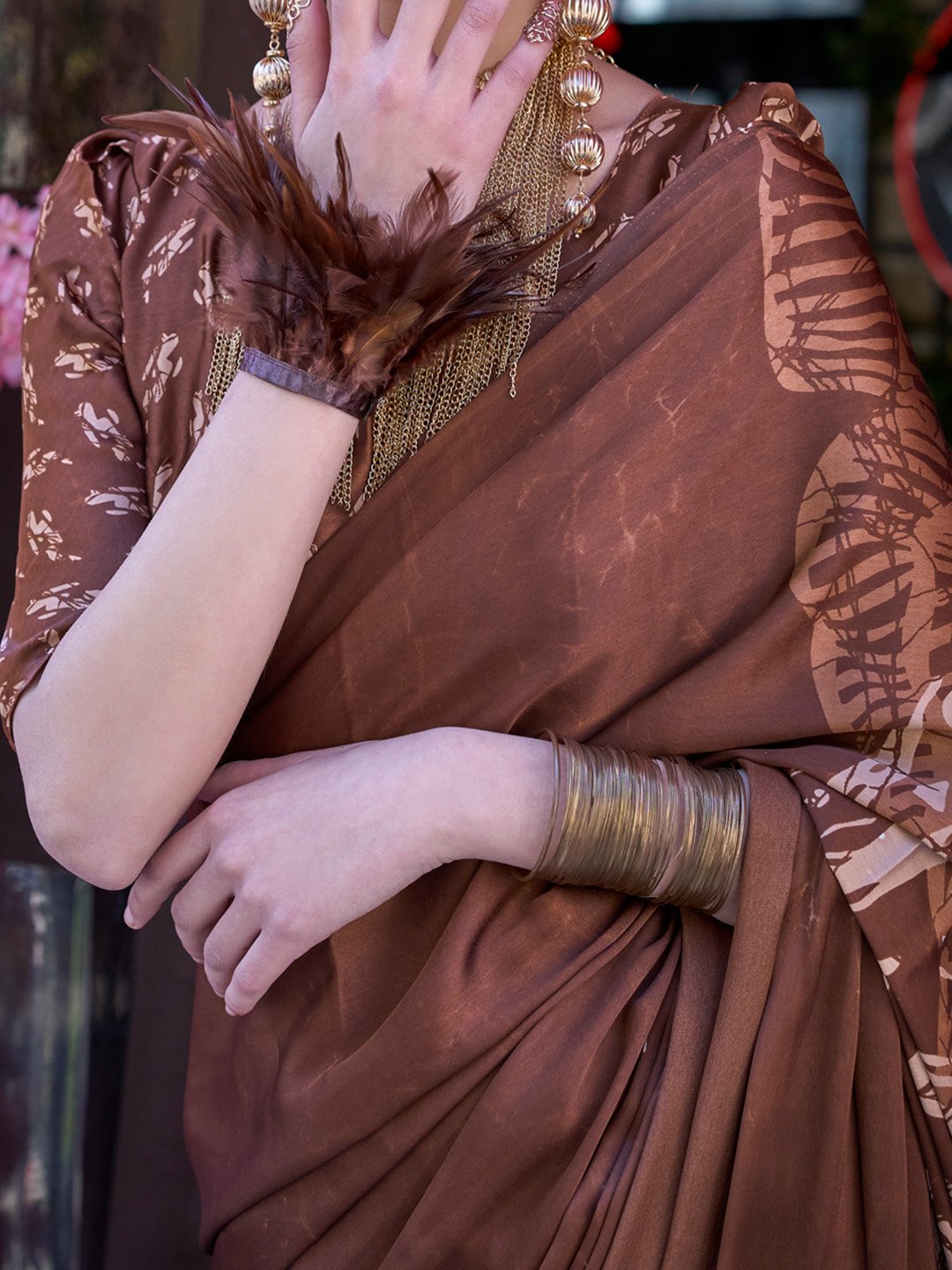 Get the best pathani saree