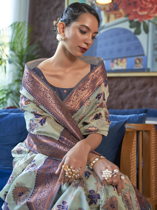 Get the best party wear saree