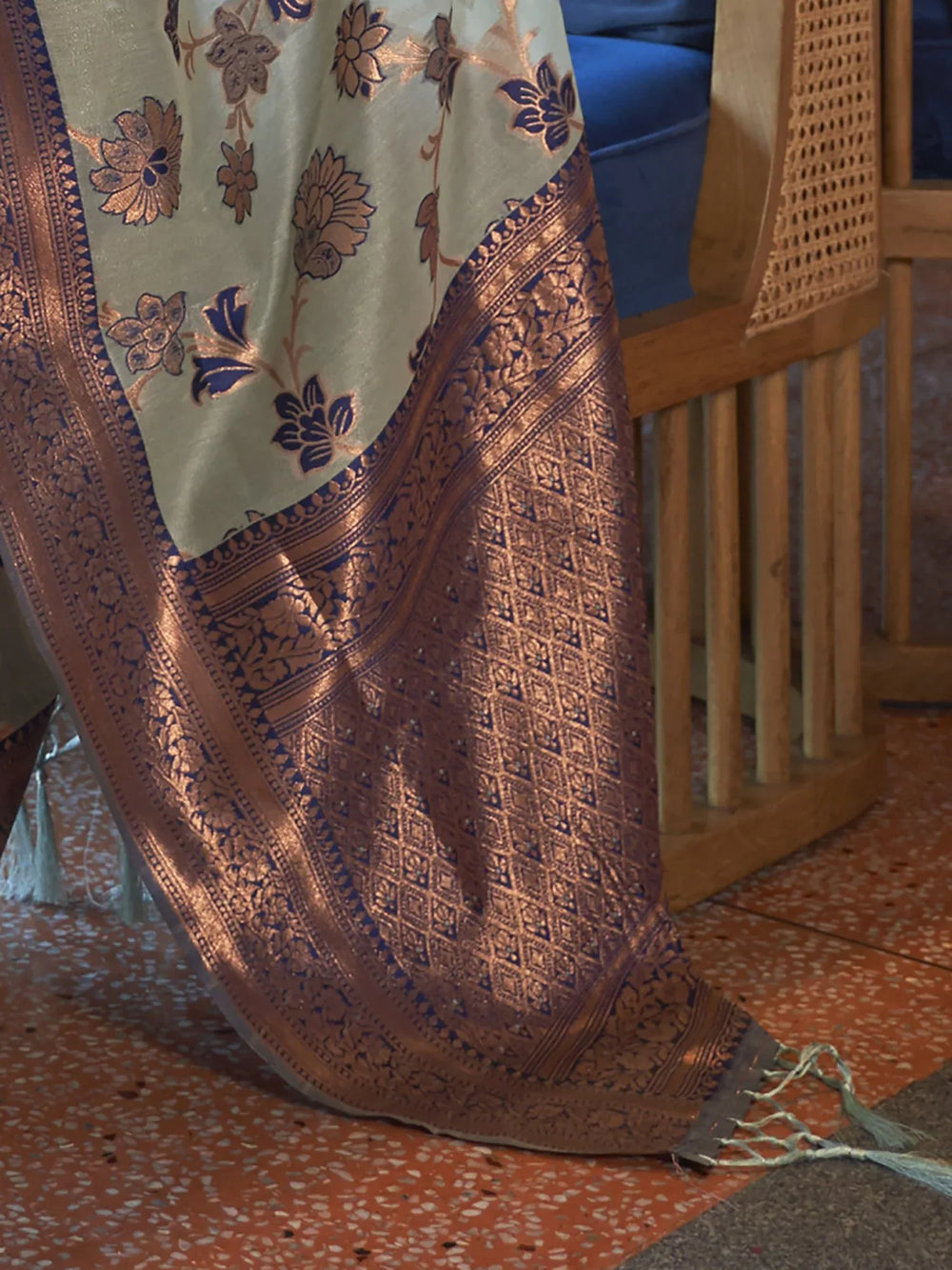 Get the best Meesho online shopping saree