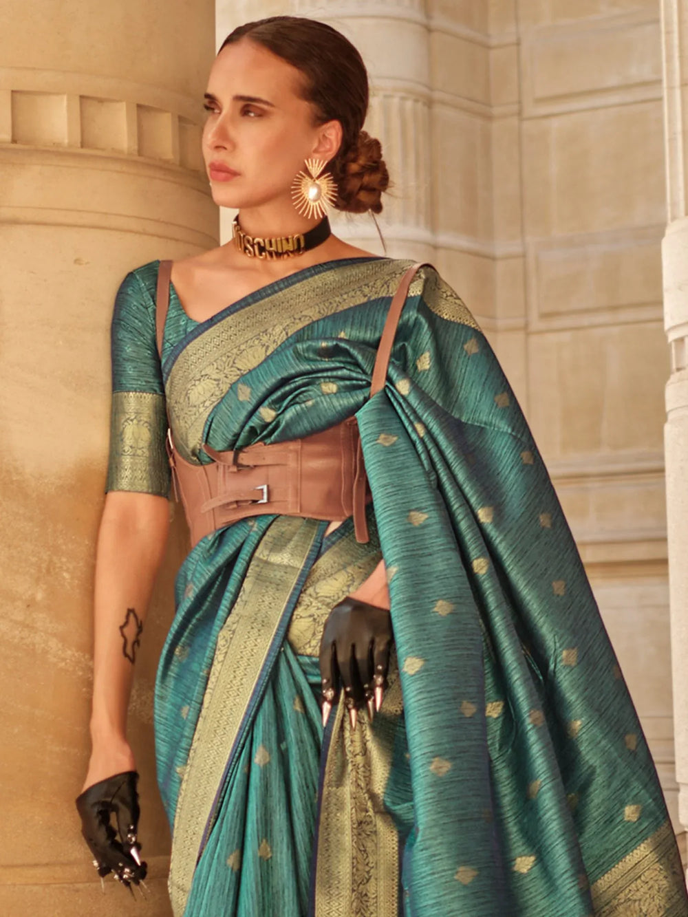 Get the best ladies suit