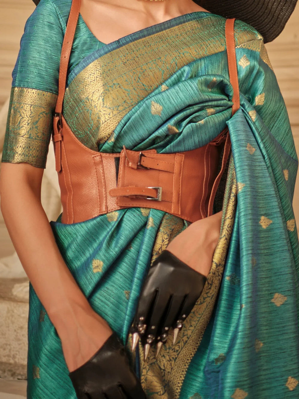 Get the best Meesho online shopping saree