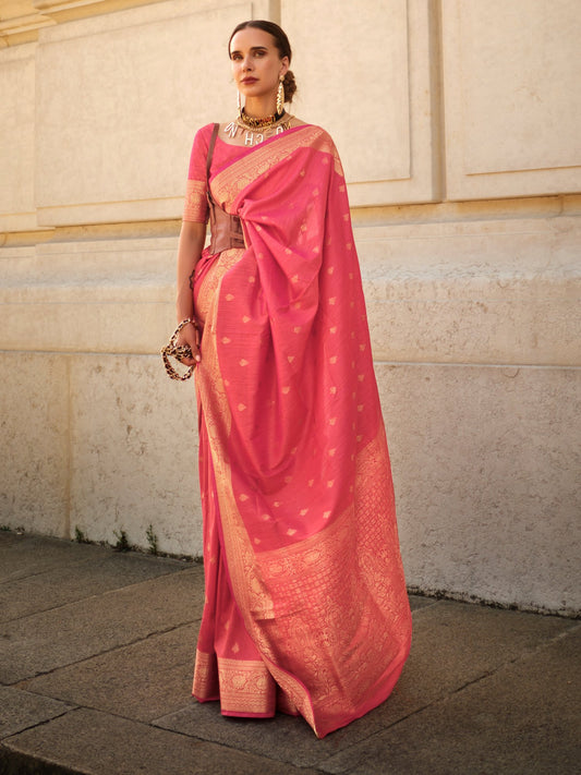 Get the best Kasavu saree online