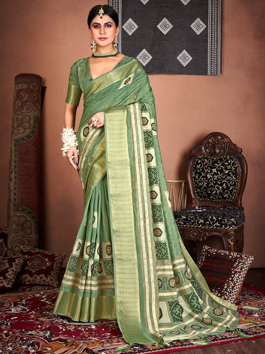 Get the best Banarasi silk saree