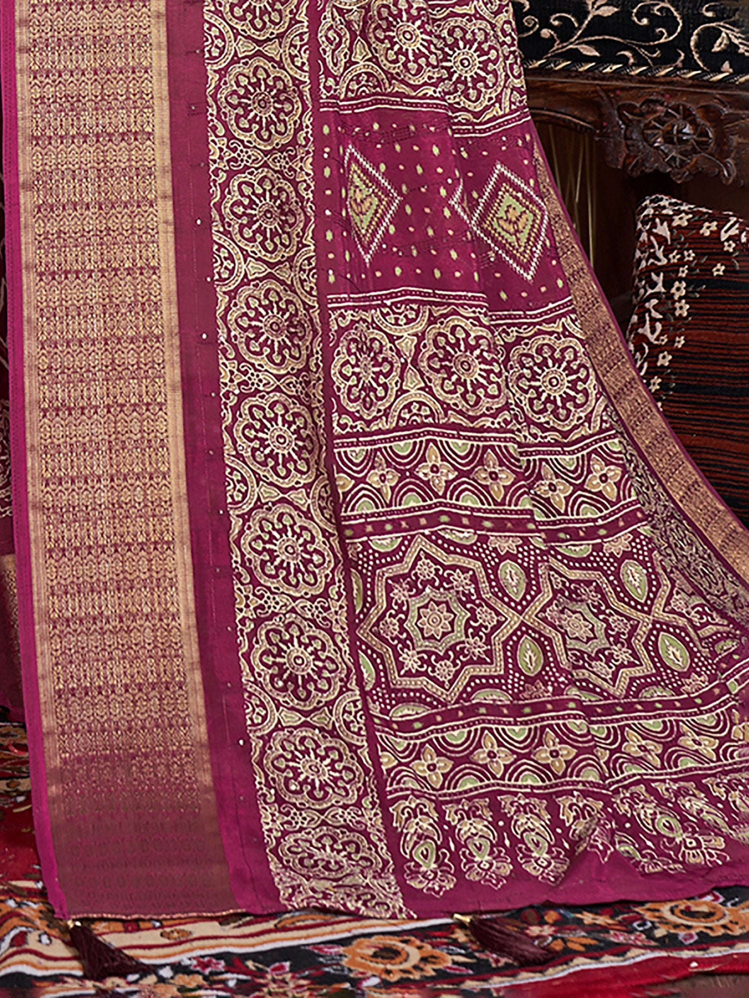 Get the best kanjeevaram South Indian bridal saree