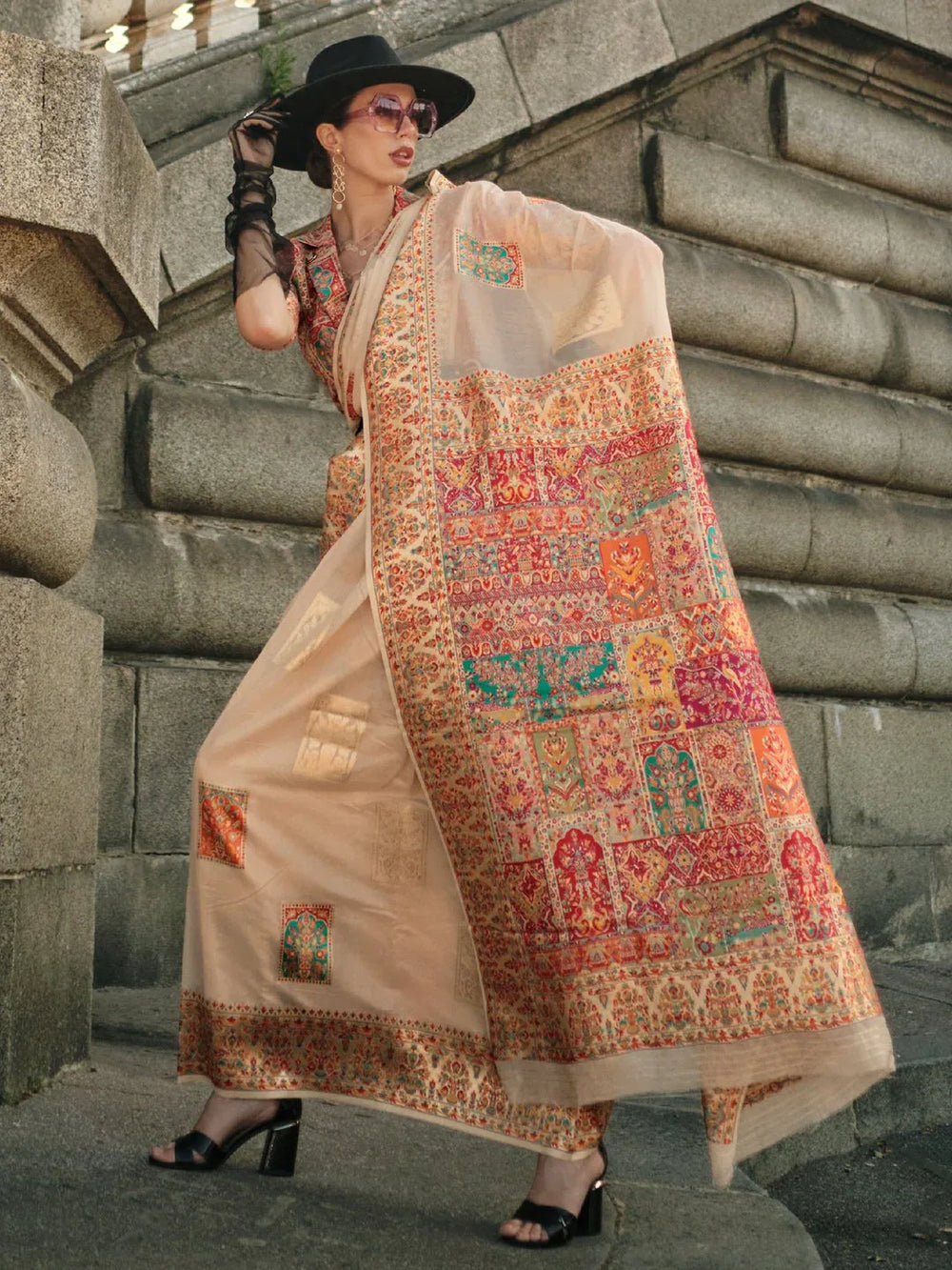 Cream Cream Banarasi Silk Blend Woven Saree