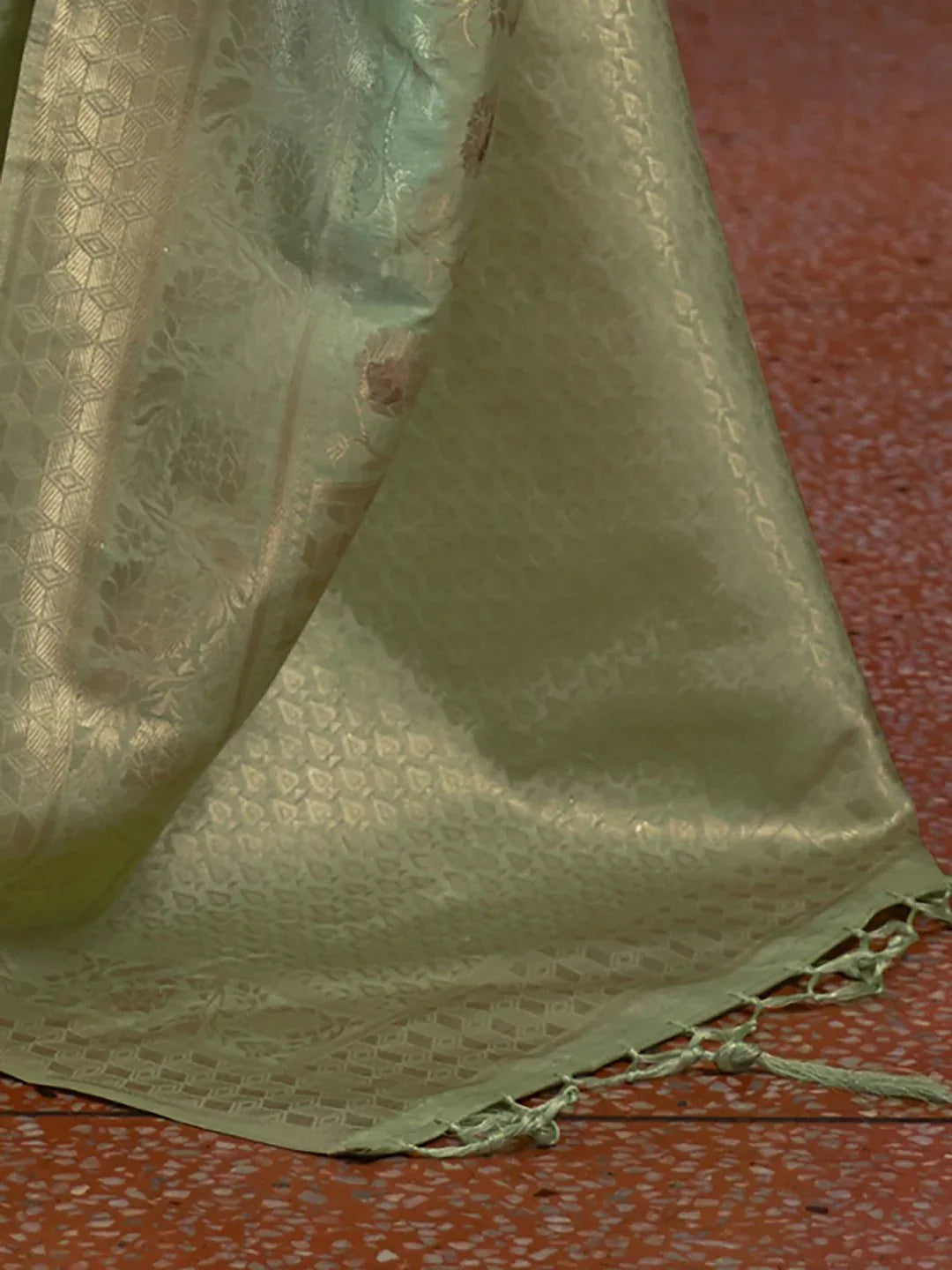 LightGreen Banarasi Silk Blend Woven Saree - The Dori Store