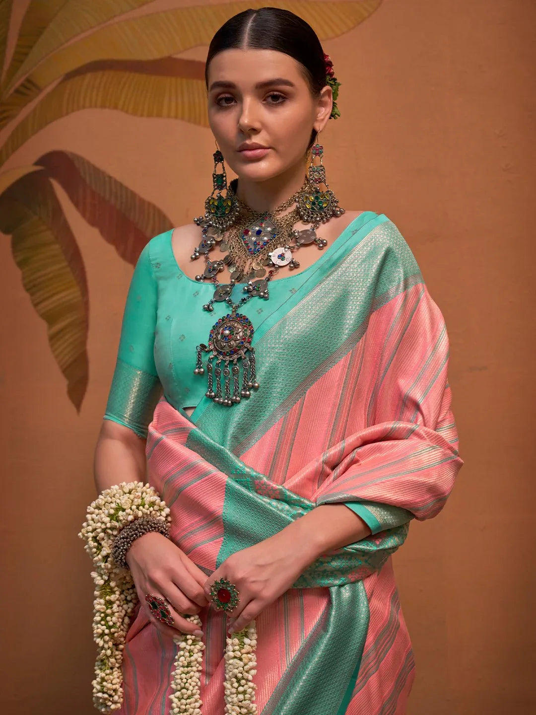 Get the best party wear suits