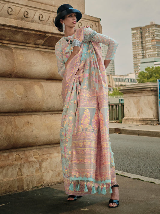 Get the best Kasavu saree online