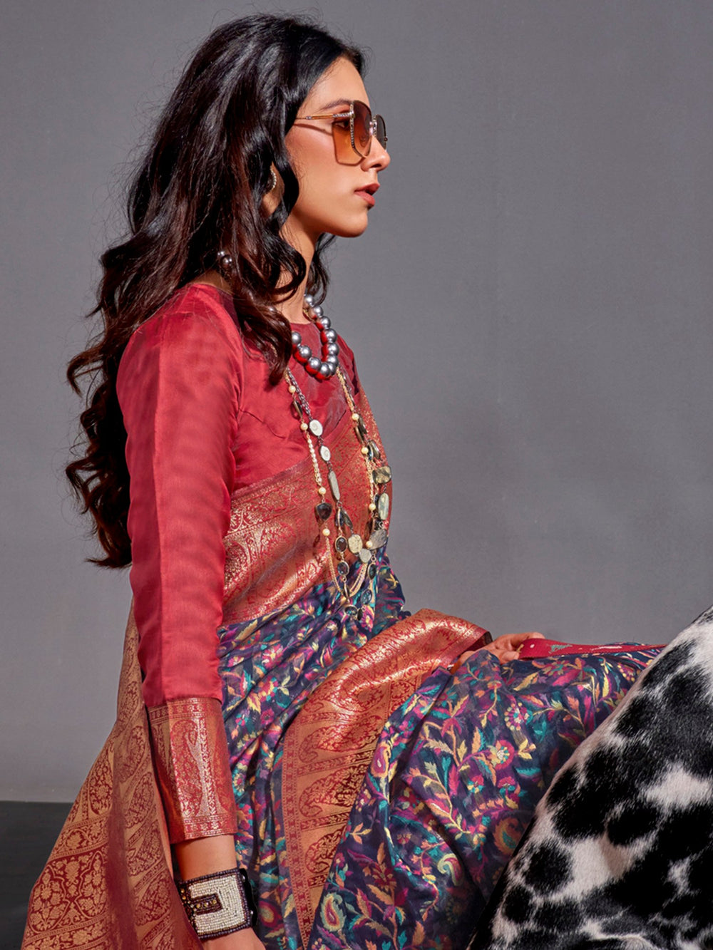 Get the best latest saree design