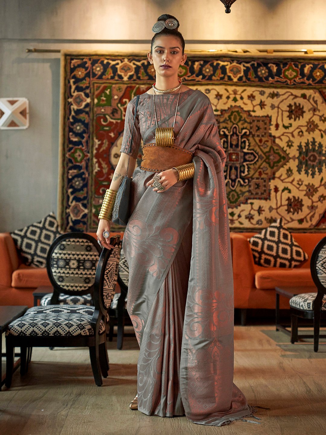 Grey Grey Kanjeevaram Silk Blend Woven Saree