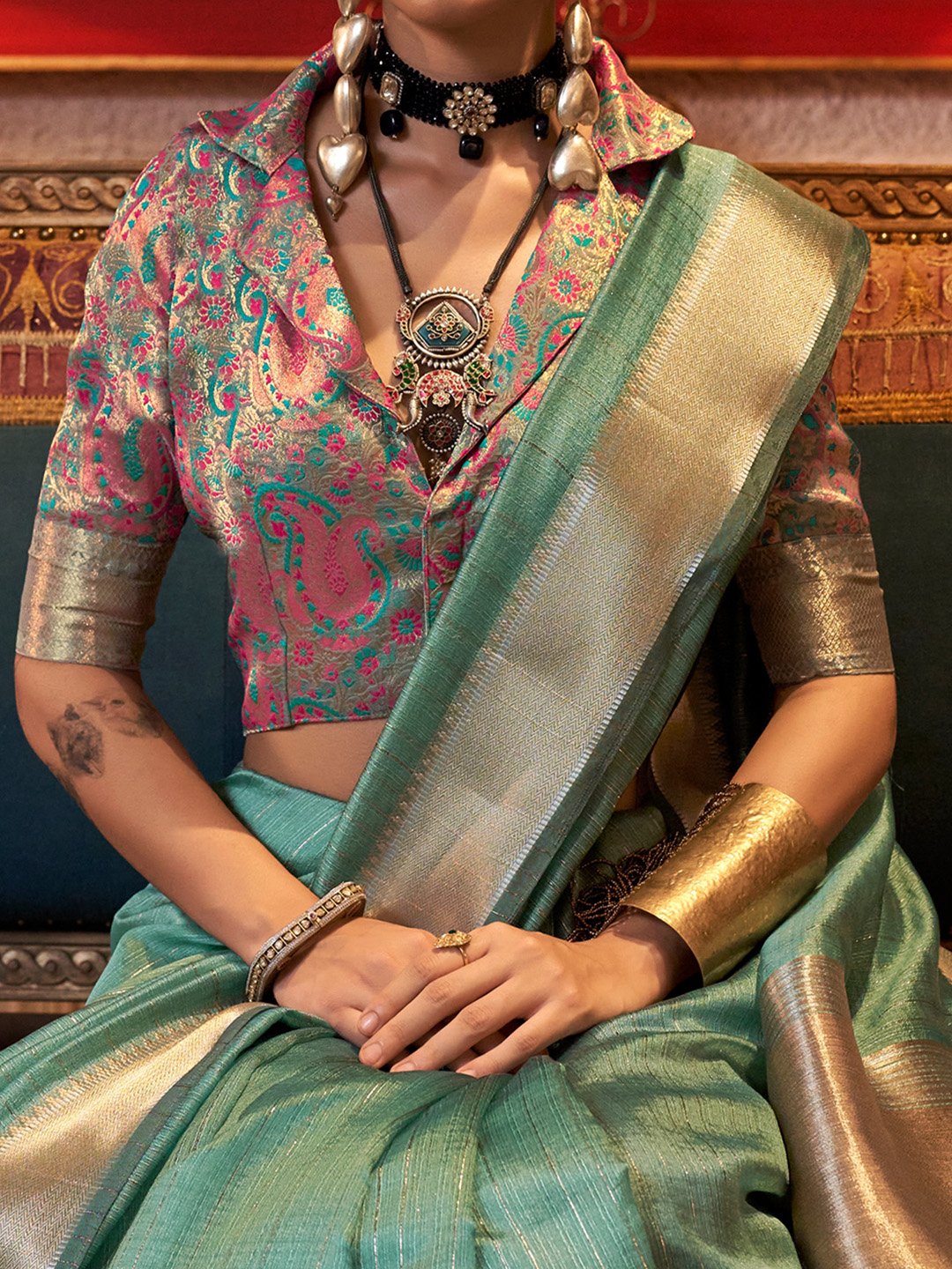 Get the best Dulhan saree