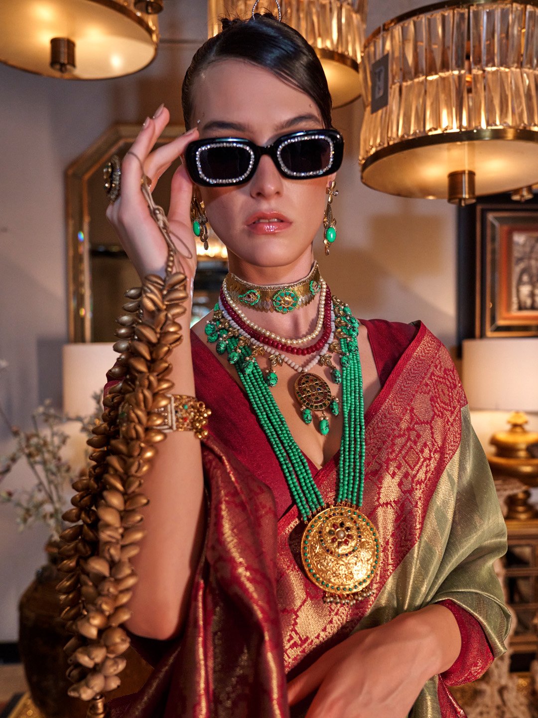 Get the best saree shops in Chandni Chowk