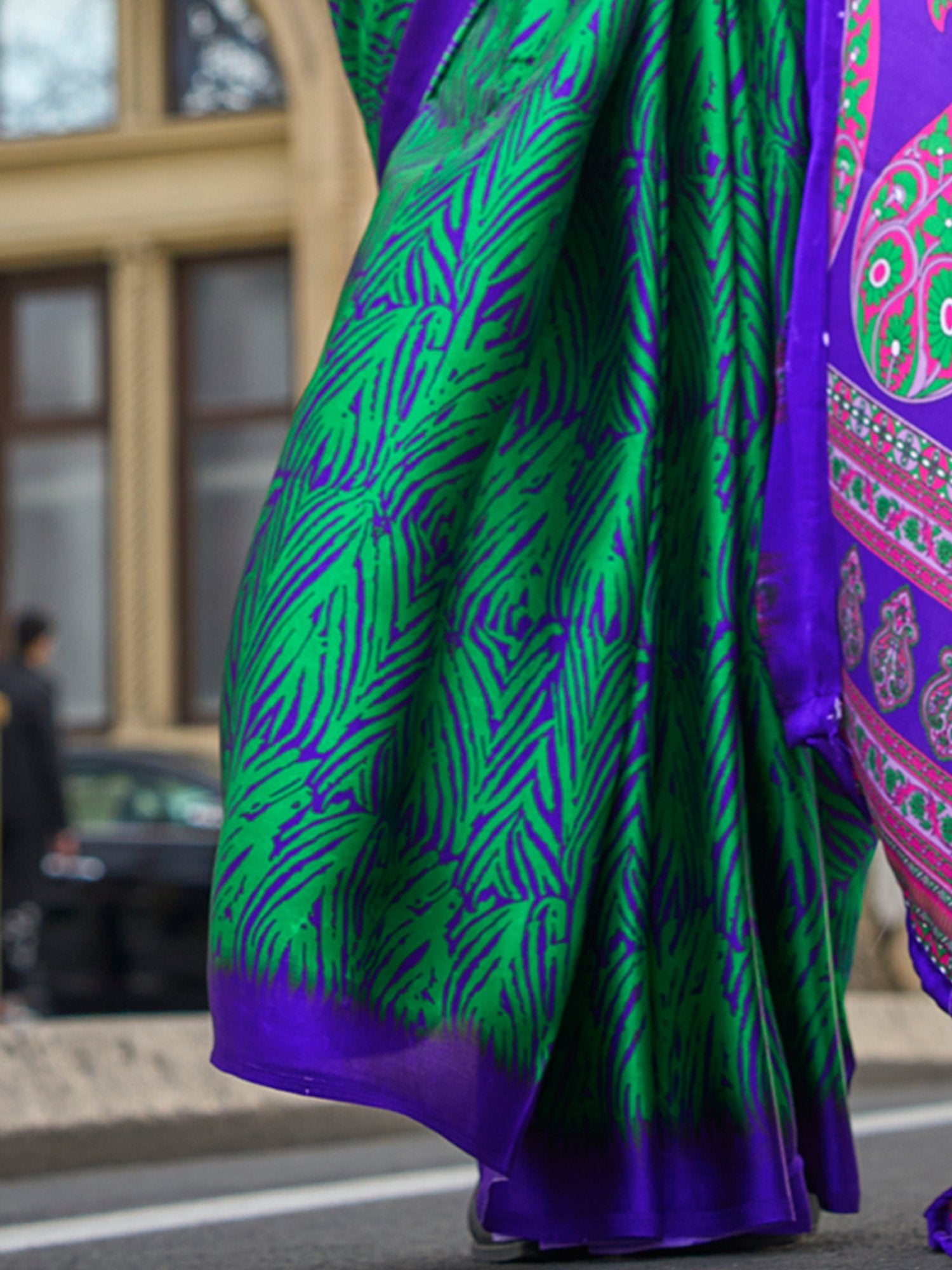 Get the best saree for women