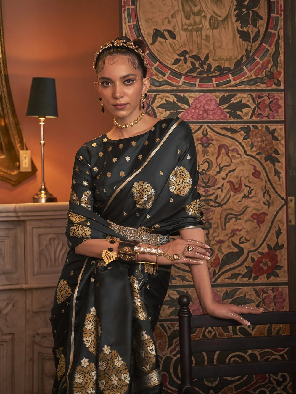 Get the best designer saree