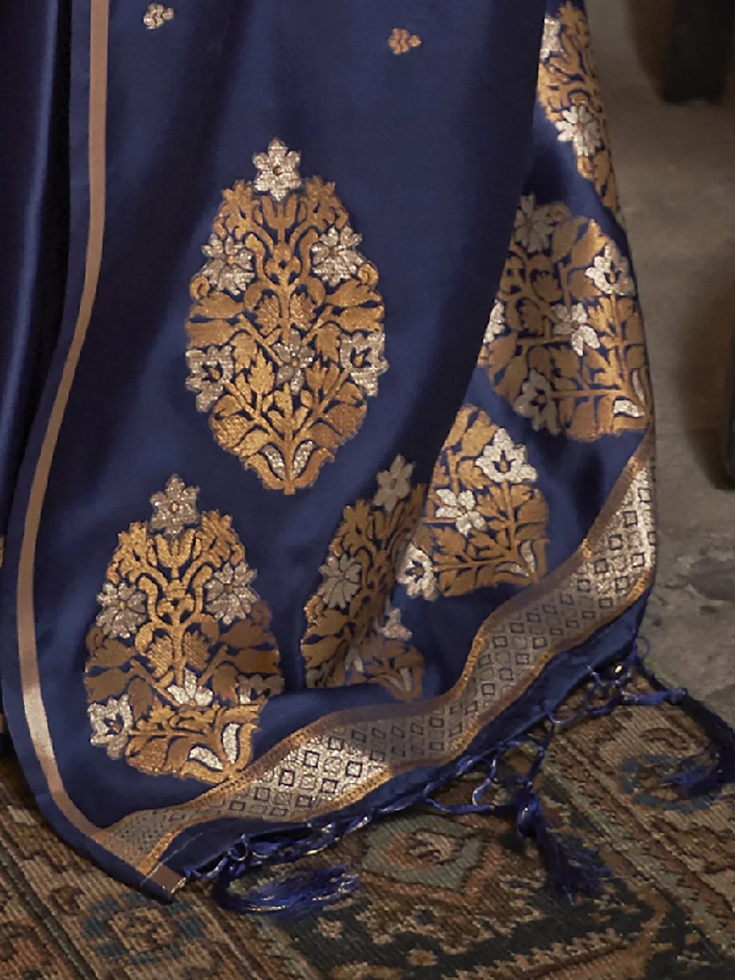 Navy Blue Banarasi Silk Saree - The Dori Store