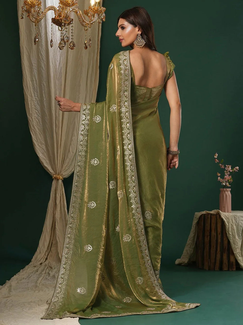 Get the best saree for women