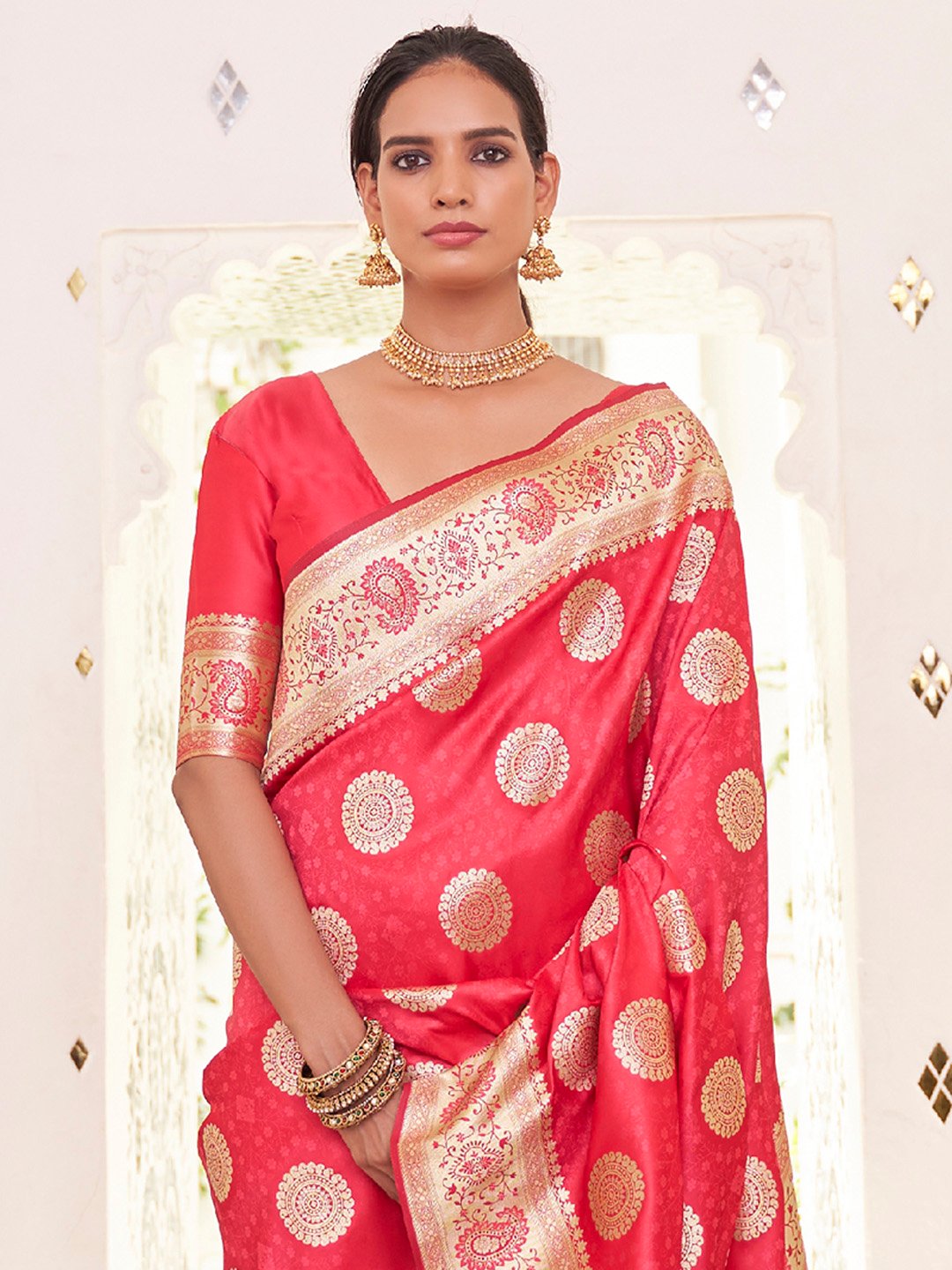 Get the best ready-to-wear saree