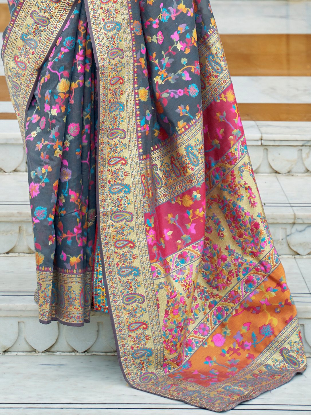 Get the best bridal saree