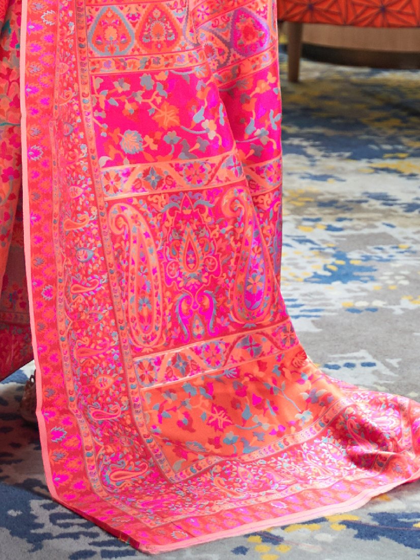 Get the best designer saree
