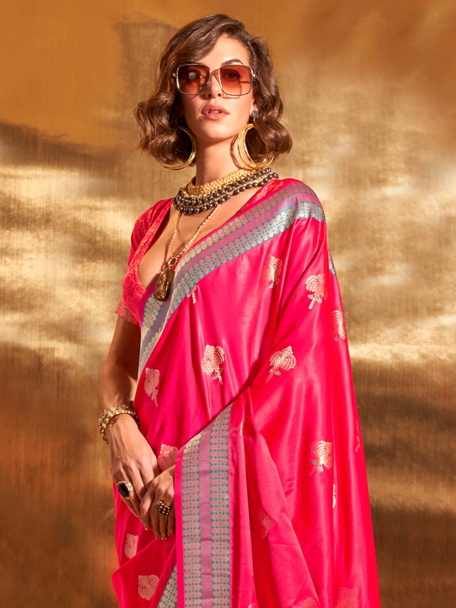 Get the best Kasavu saree online