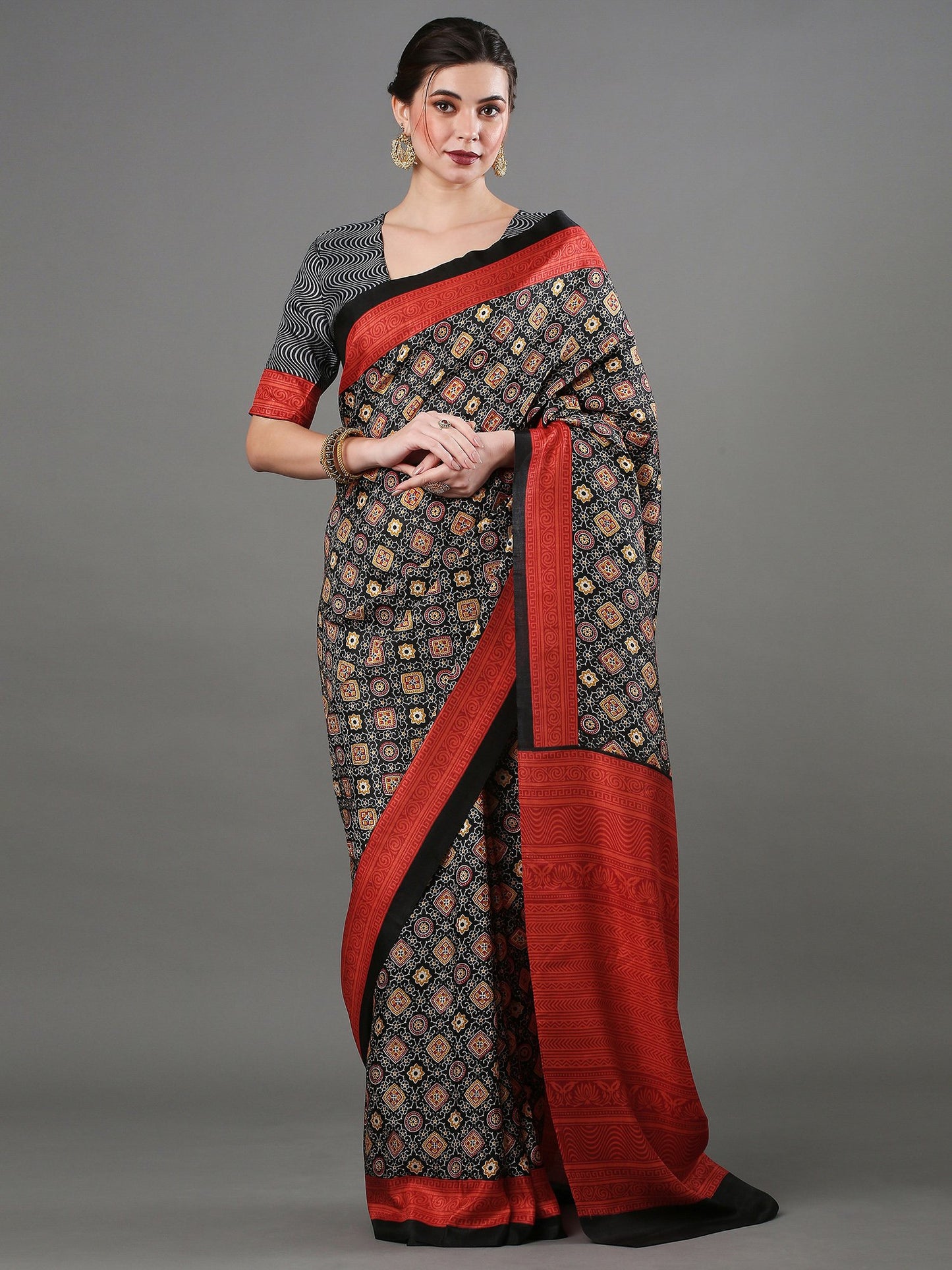Get the best kanjeevaram South Indian bridal saree