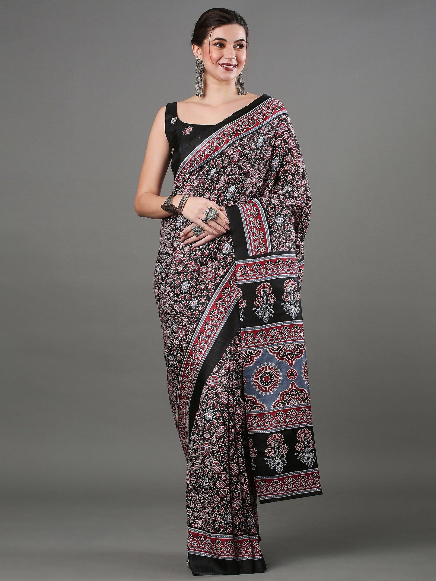 Get the best myntra saree