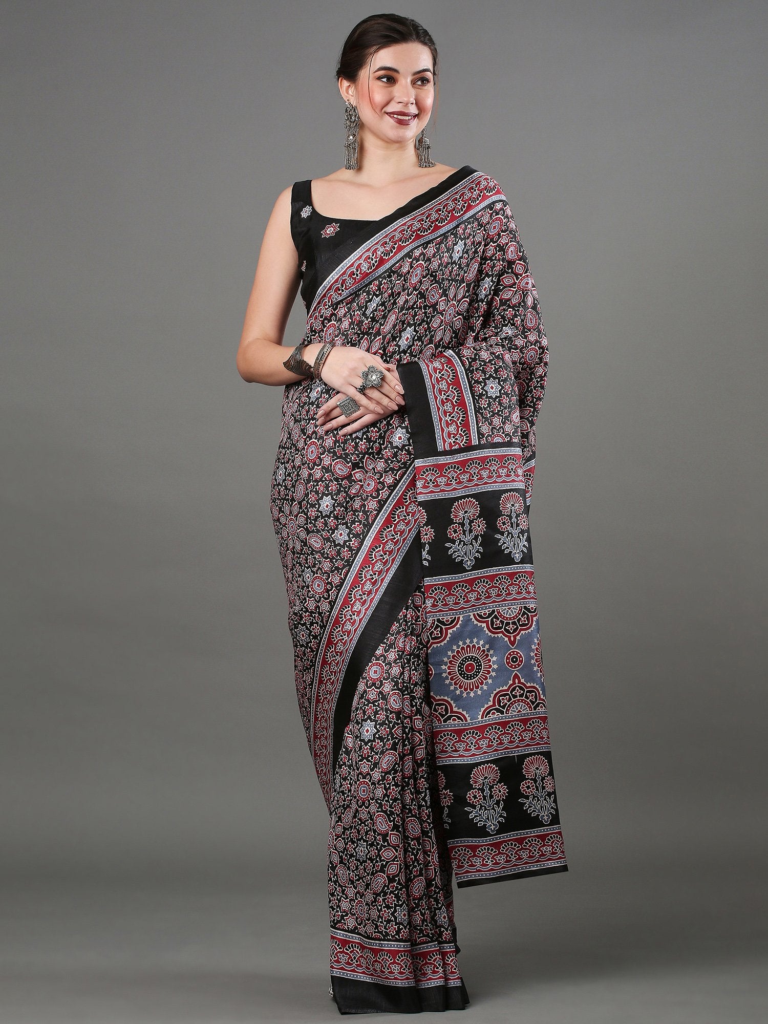 Get the best myntra saree