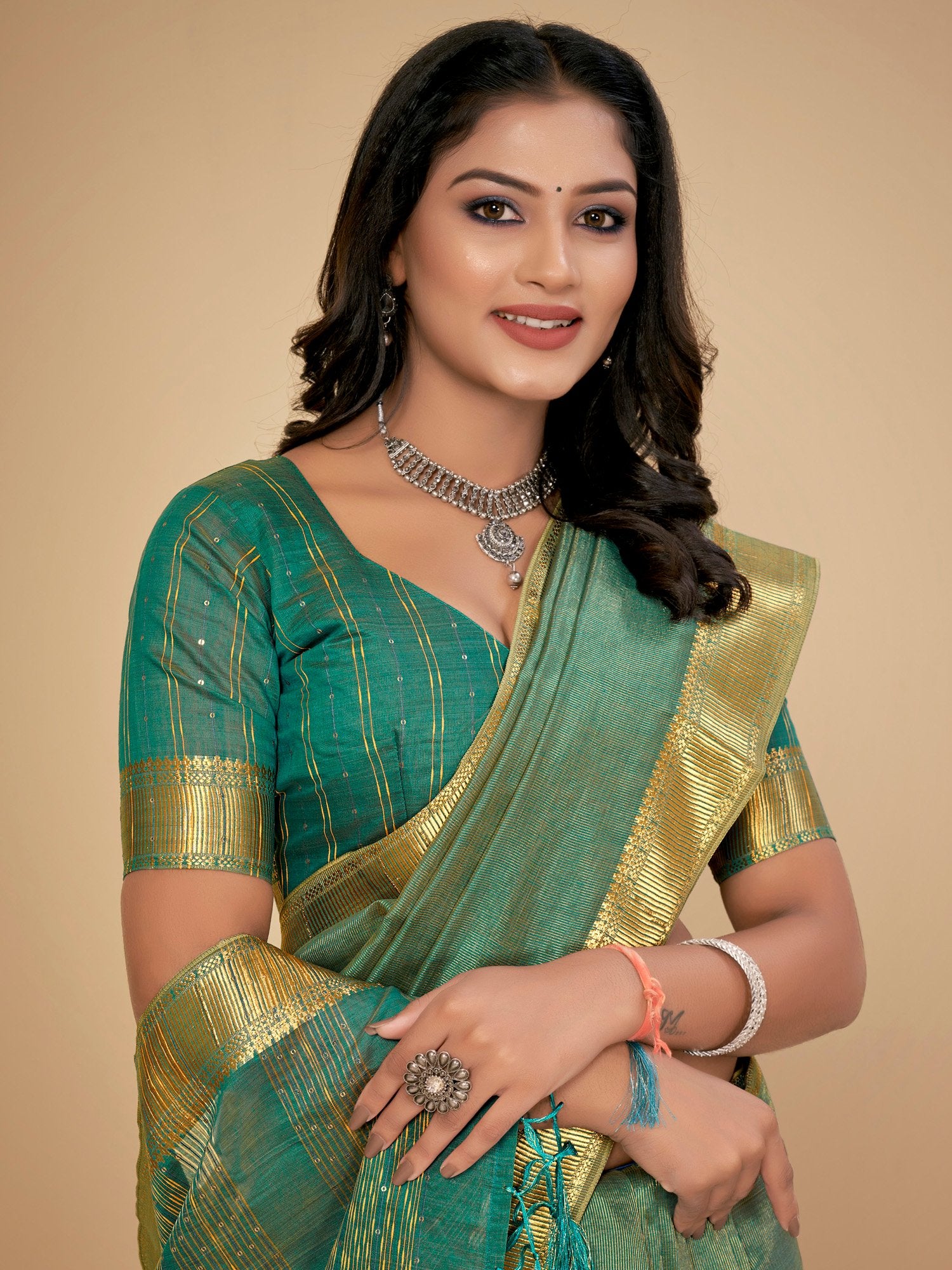 Get the best bride wedding sarees