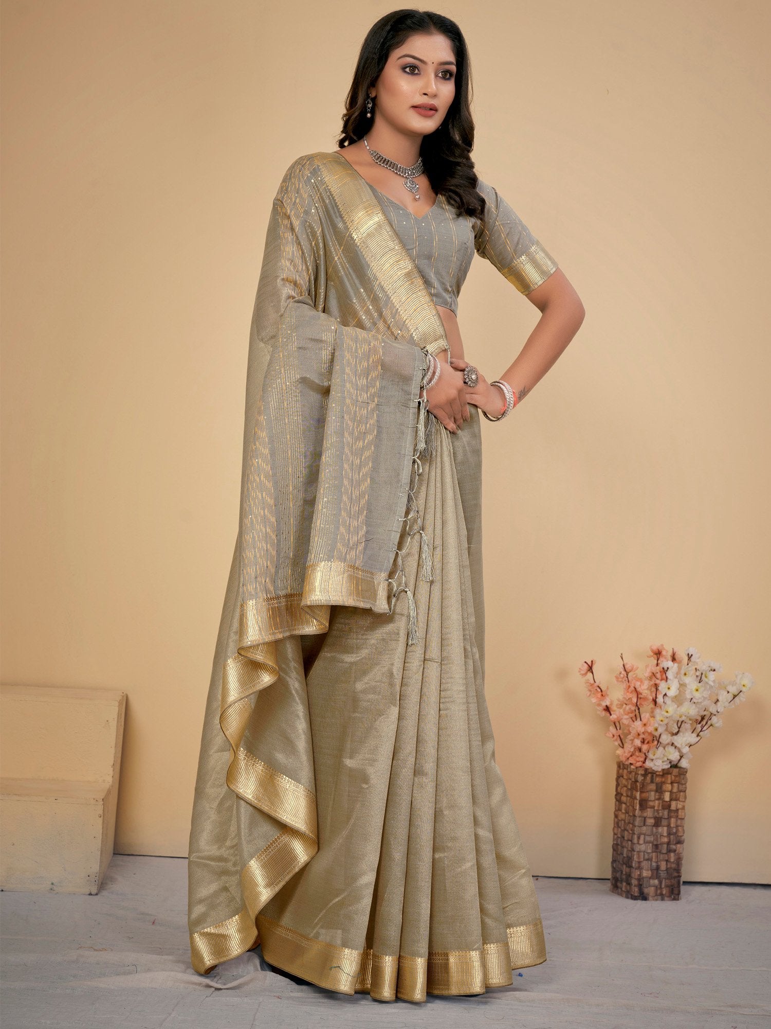 Get the best pathani saree