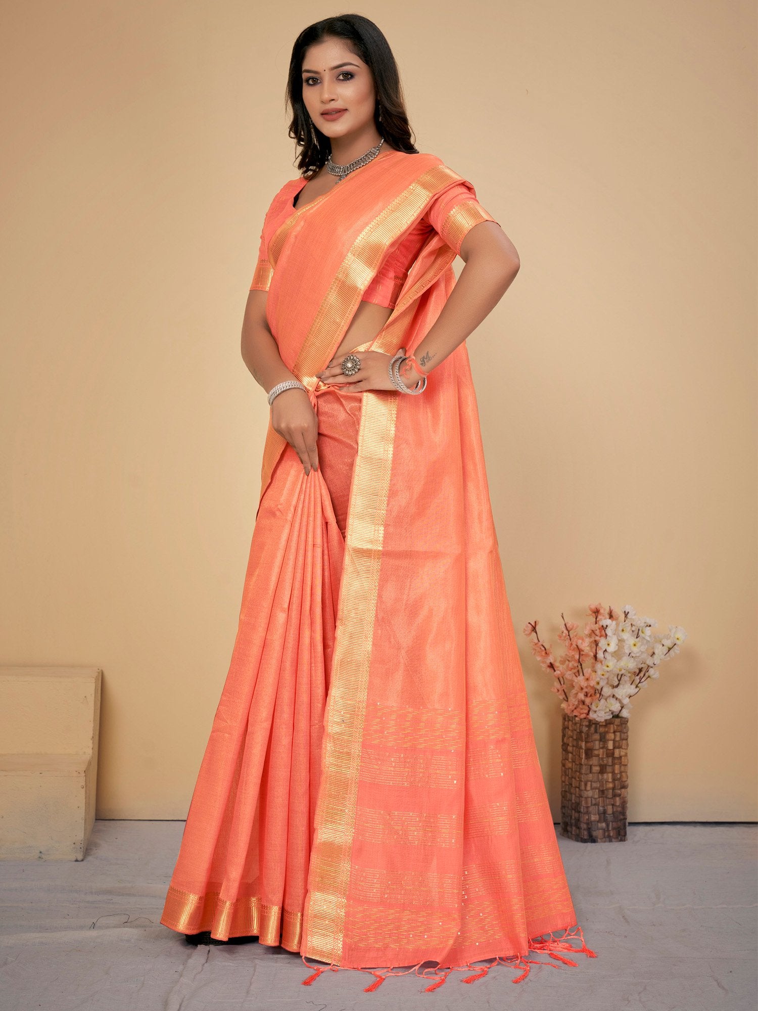 Get the best ready-to-wear saree