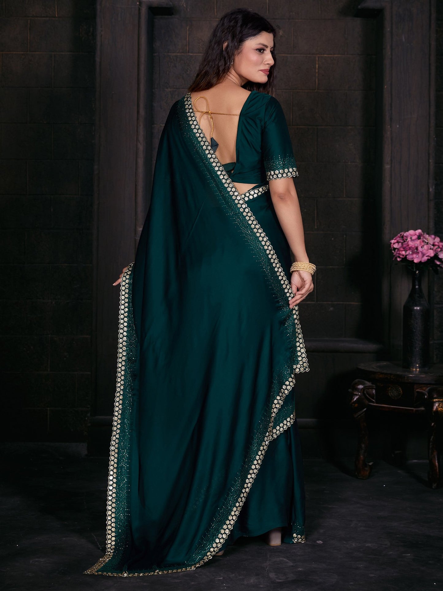 Get the best wedding sarees
