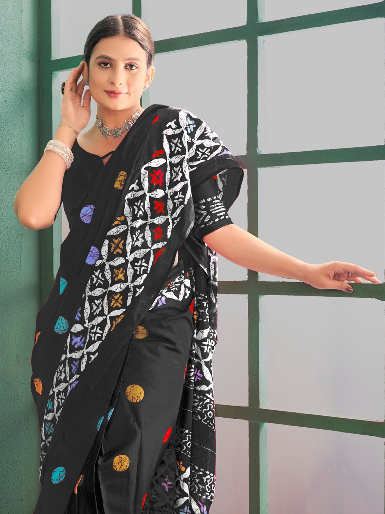 Get the best latest saree design