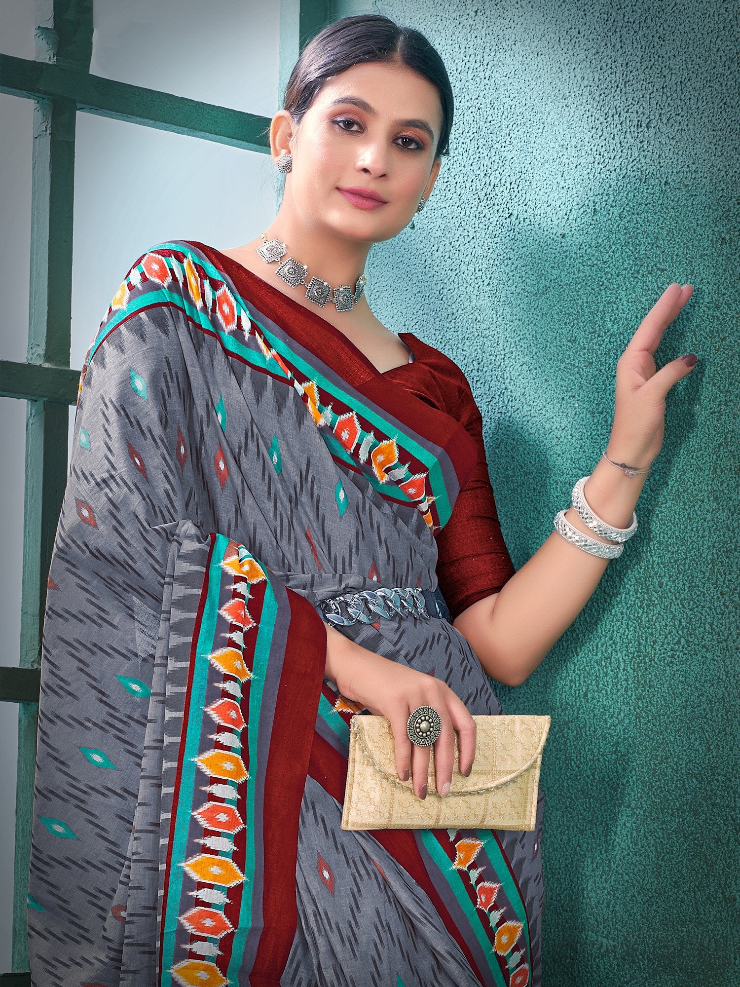 Get the best saree manufacturer