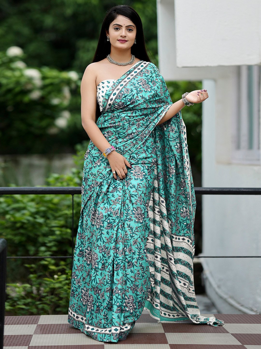 Get the best Pothys silk sarees Bengaluru