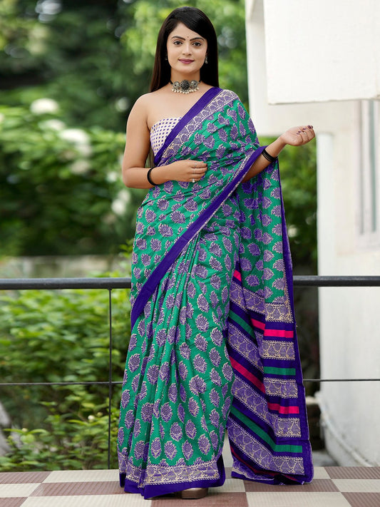 Get the best saree shops in Chandni Chowk
