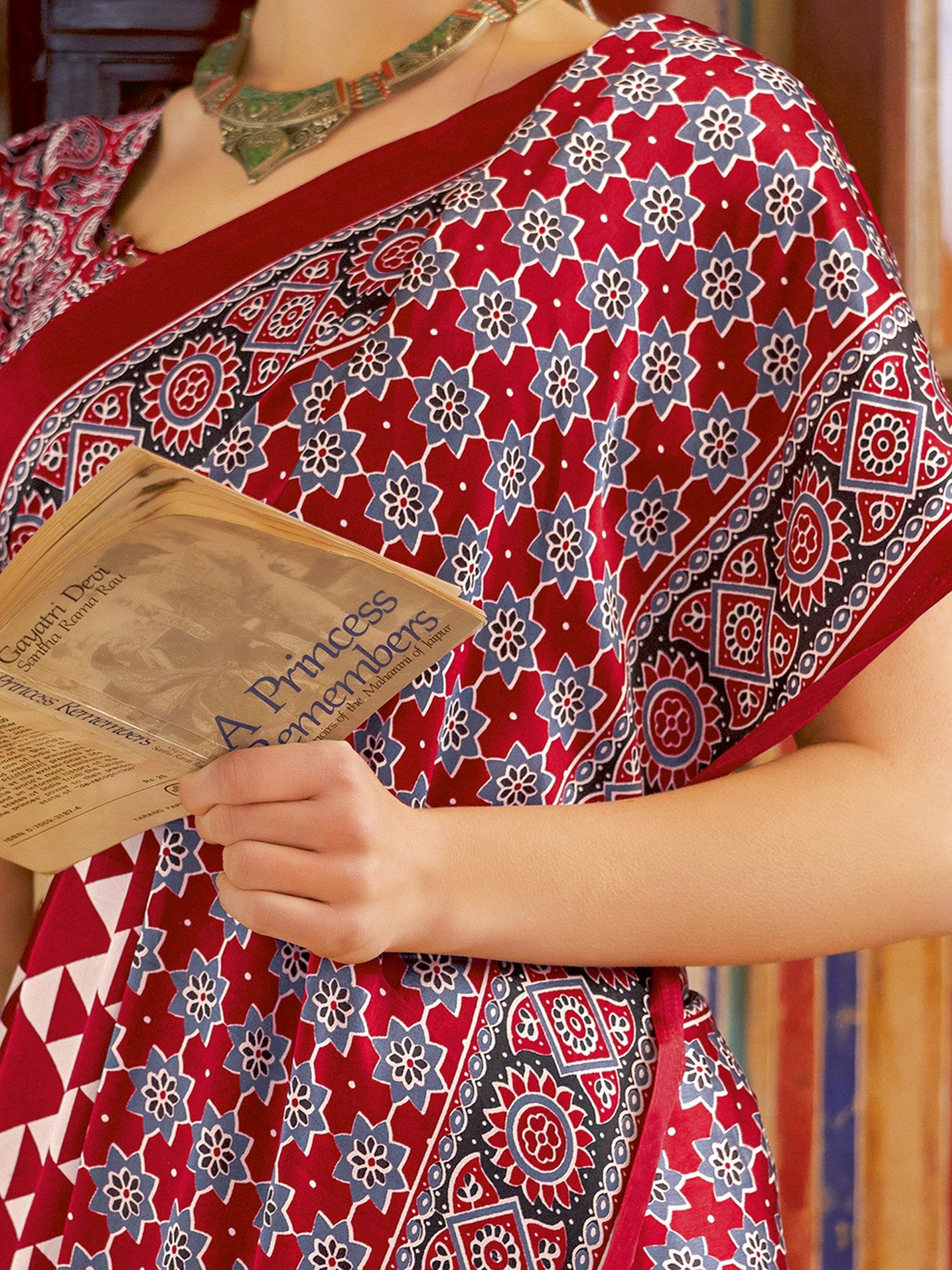 Get the best designer saree