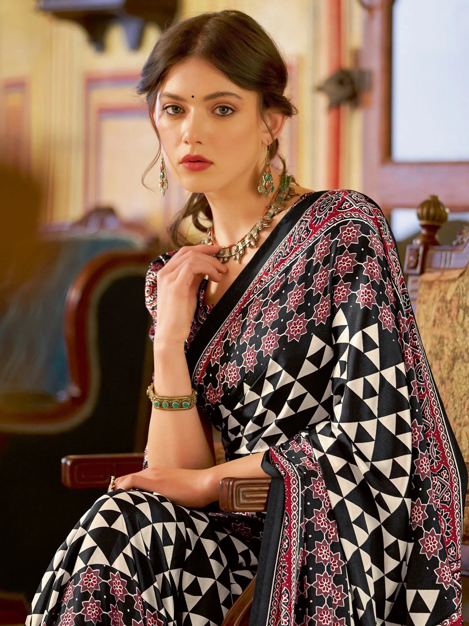 Get the best saree manufacturer
