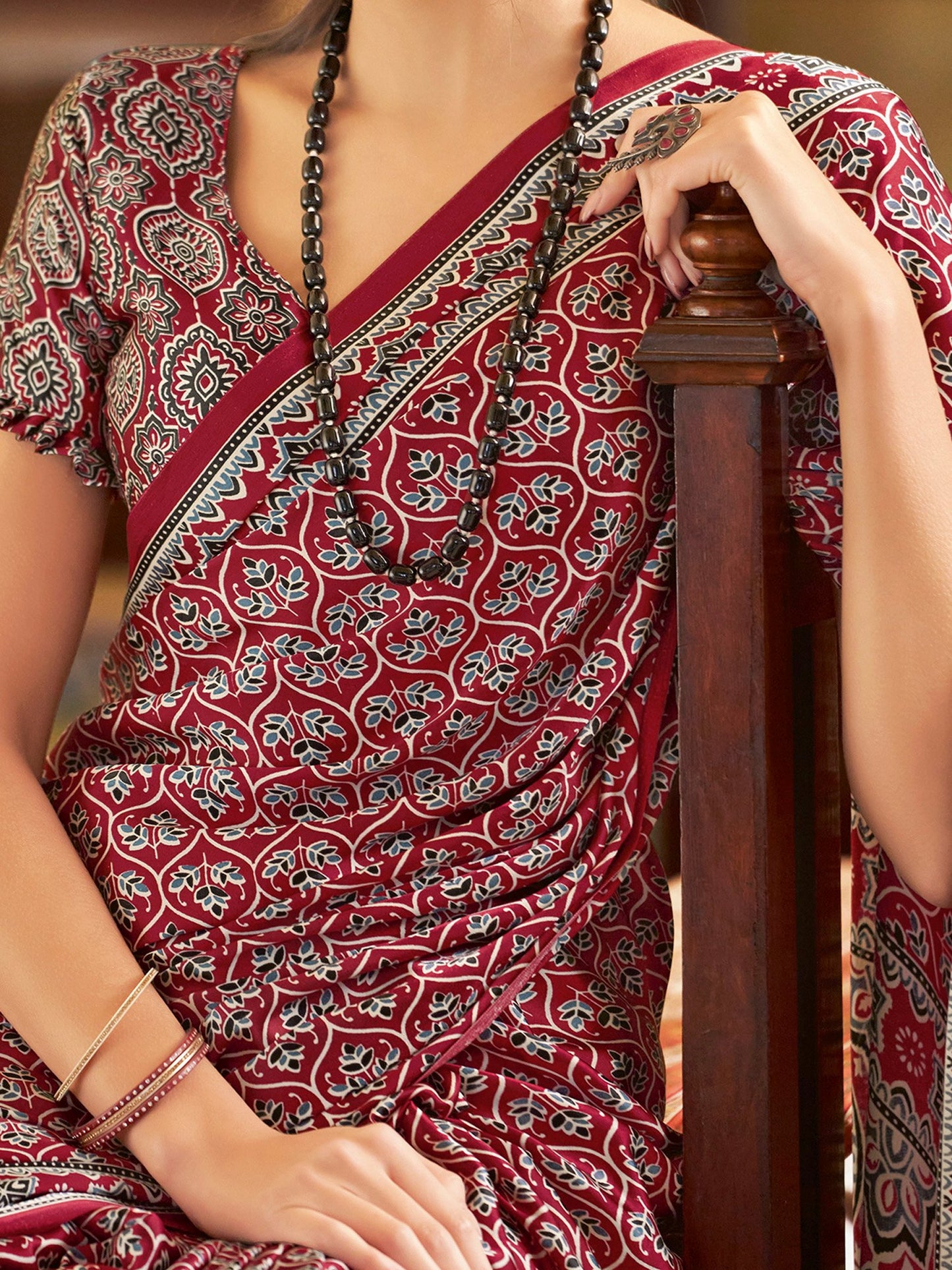 Get the best online saree store