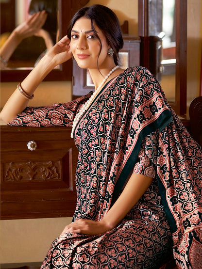 Get the best online saree store