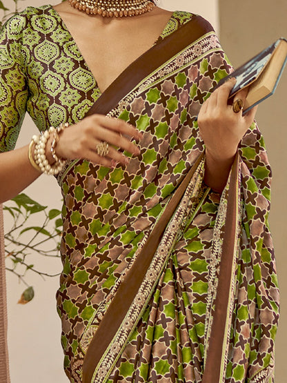 Get the best saree shops in Chandni Chowk