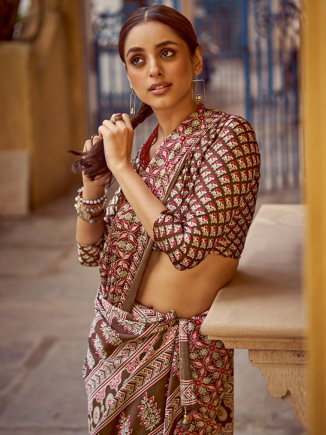 Get the best Dulhan saree