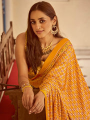 Get the best saree shops in Chandni Chowk