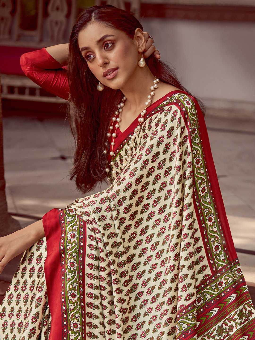 Get the best latest saree design