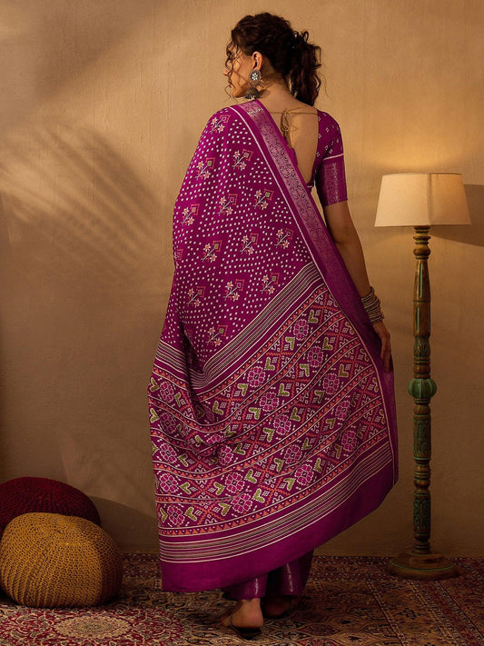 Get the best saree shops in Chandni Chowk